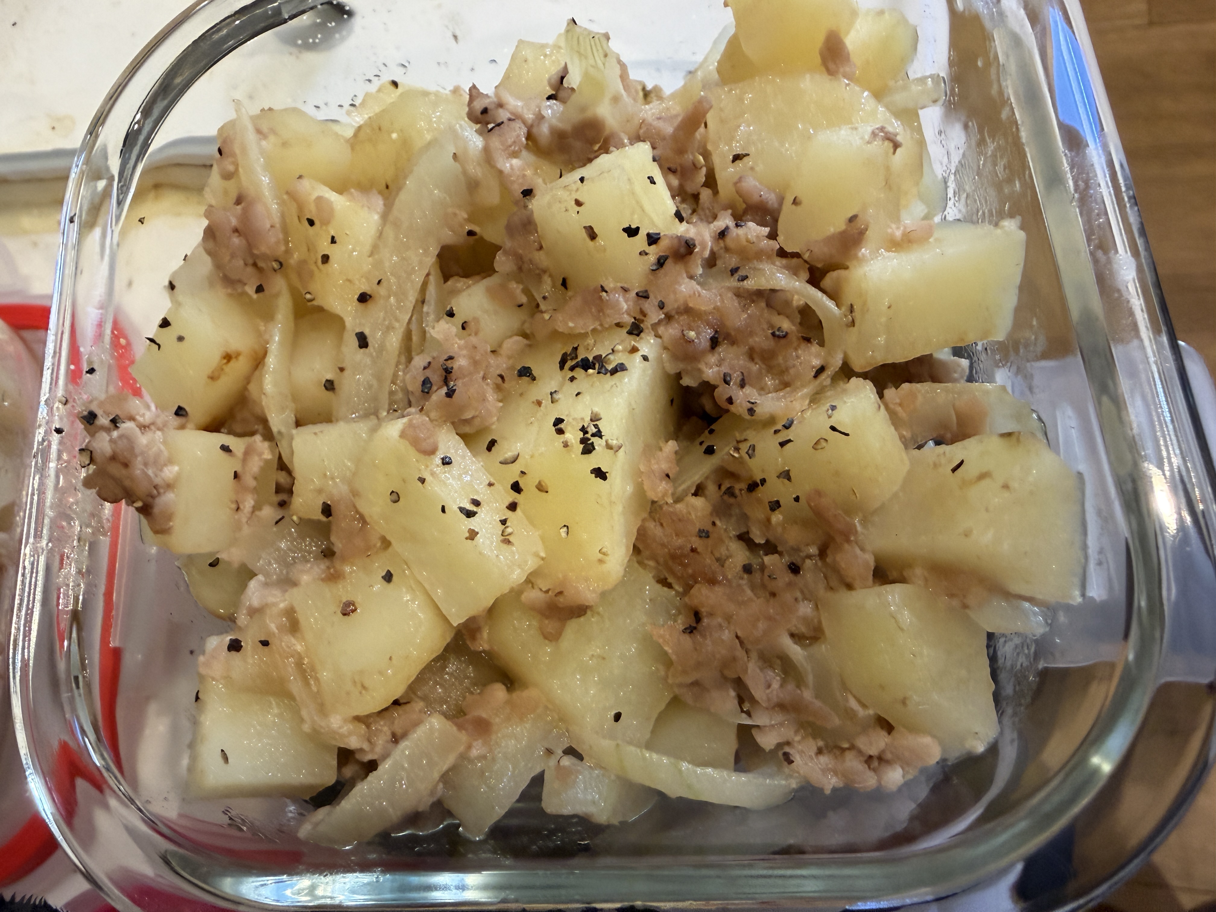 ホクホクじゃがいもの旨塩そぼろ炒め