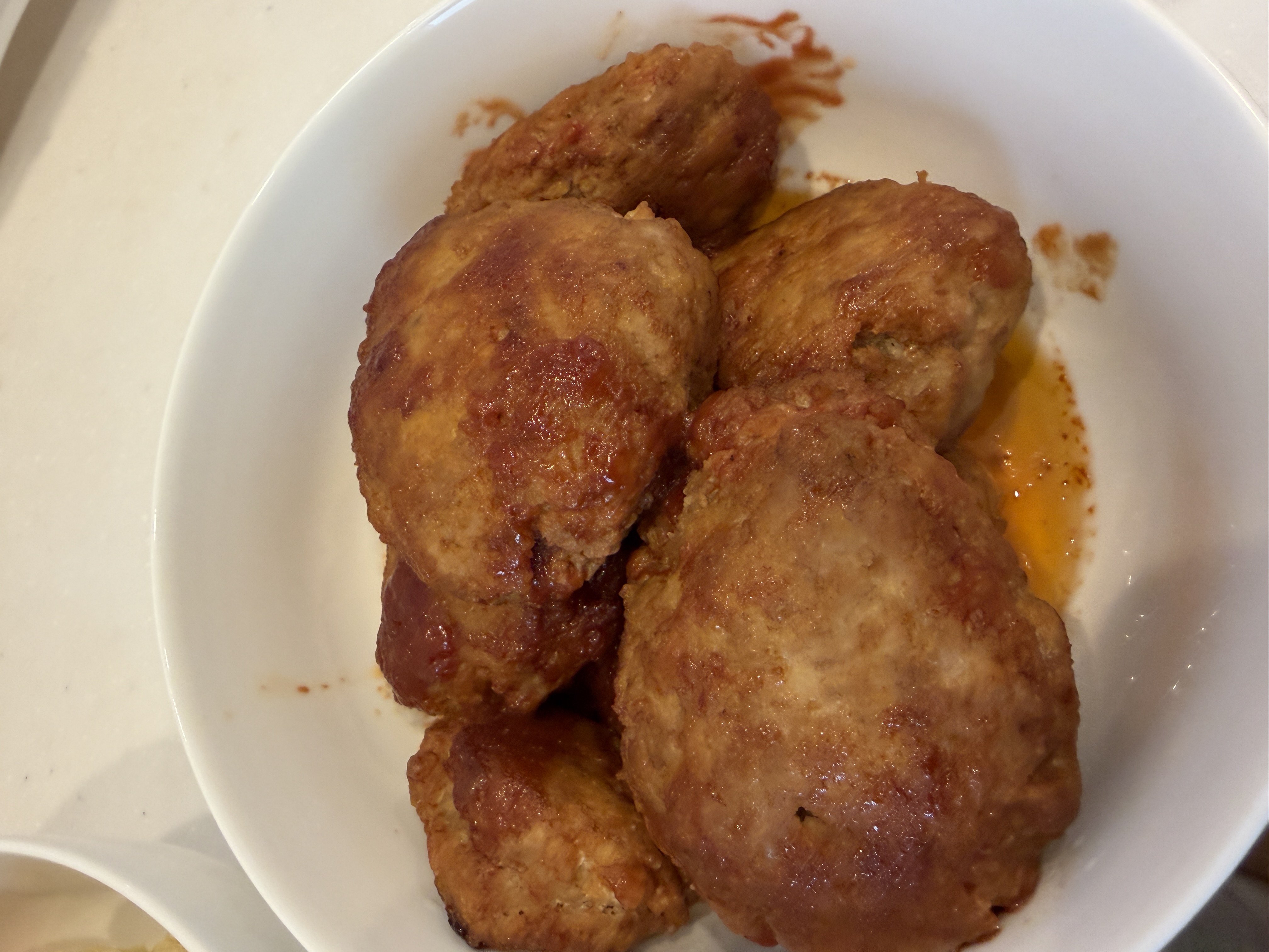 玉ねぎたっぷり！ふっくら旨塩ハンバーグ