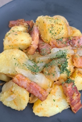 じゃがいもあったらこれ一択！本気のジャーマンポテト